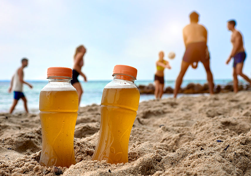 Clean-tasting, high-protein iced tea for movers and shakers